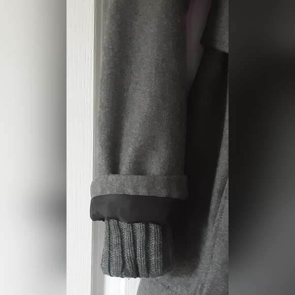 WOMENS EXPRESS WARM & COZY WOOL GRAY CAR COAT M - Picture 3 of 8